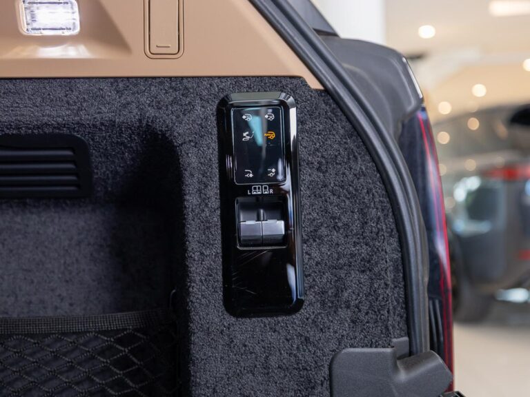 Land Rover Range Rover 3.0 P550e Autobiography PHEV