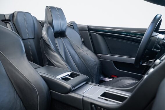 Aston Martin DB9 Volante