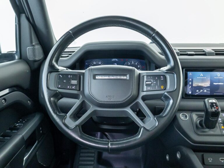 Land Rover Defender 110 2.0 P400e 110 X-Dynamic HSE