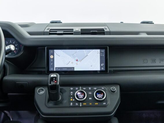 Land Rover Defender 110 2.0 P400e 110 X-Dynamic HSE