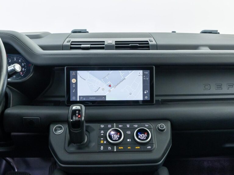 Land Rover Defender 110 2.0 P400e 110 X-Dynamic HSE