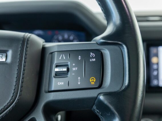 Land Rover Defender 110 2.0 P400e 110 X-Dynamic HSE