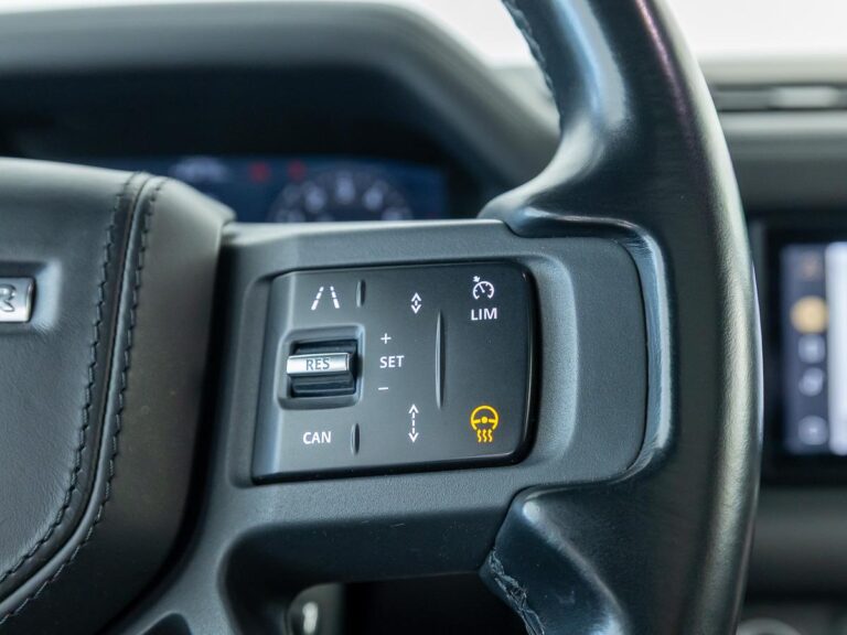 Land Rover Defender 110 2.0 P400e 110 X-Dynamic HSE