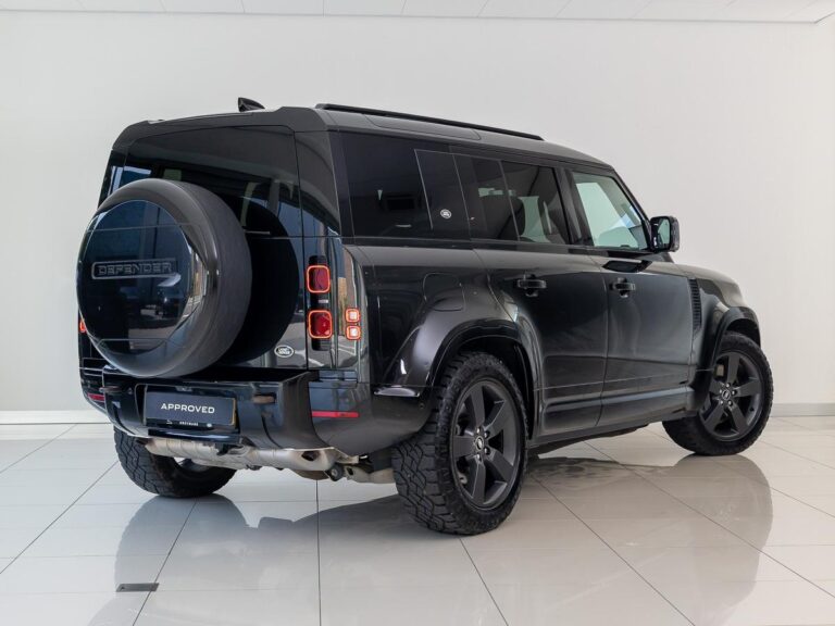 Land Rover Defender 110 2.0 P400e 110 X-Dynamic HSE