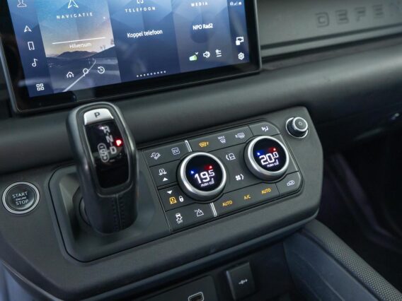 Land Rover Defender 110 2.0 P400e 110 X-Dynamic HSE