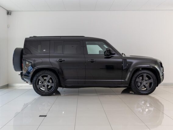 Land Rover Defender 110 2.0 P400e 110 X-Dynamic HSE
