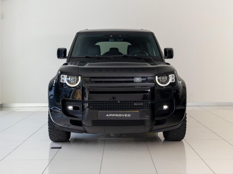 Land Rover Defender 110 2.0 P400e 110 X-Dynamic HSE
