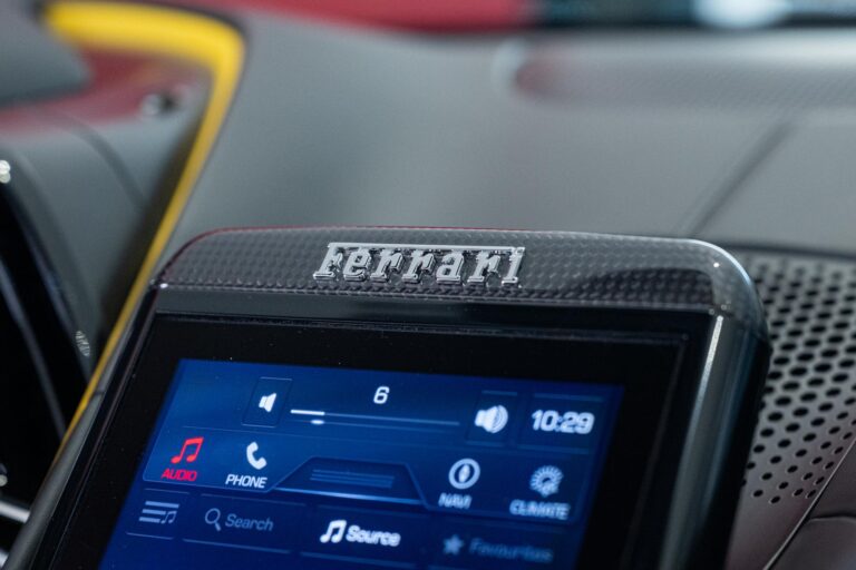 Ferrari Roma Spider