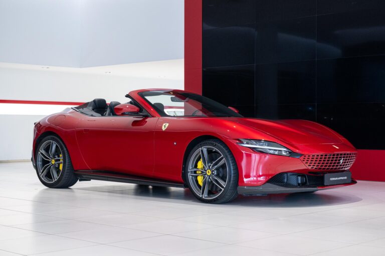 Ferrari Roma Spider
