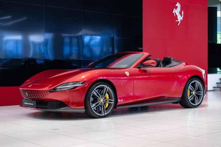 Ferrari Roma Spider