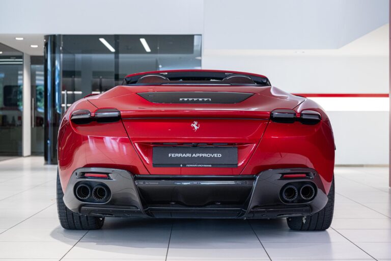 Ferrari Roma Spider