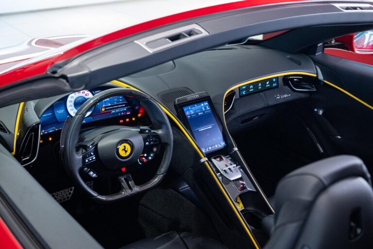 Ferrari Roma Spider