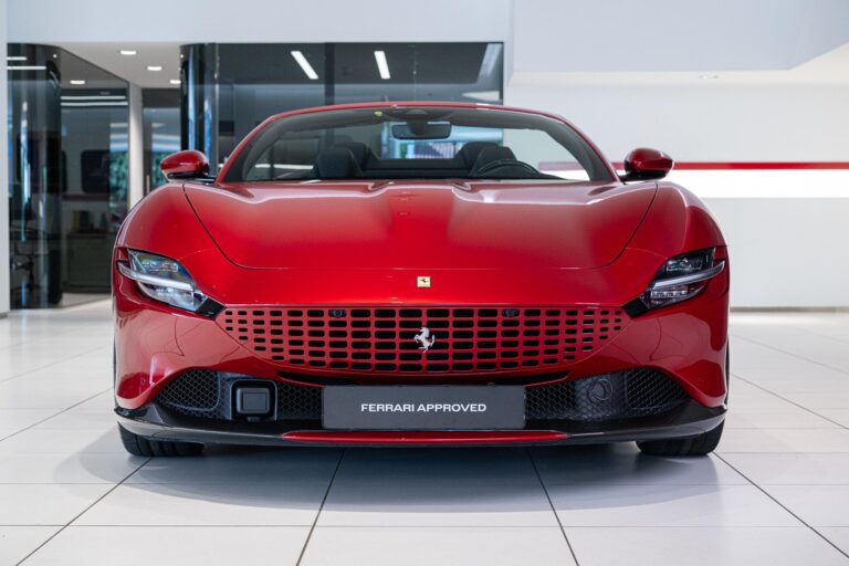 Ferrari Roma Spider