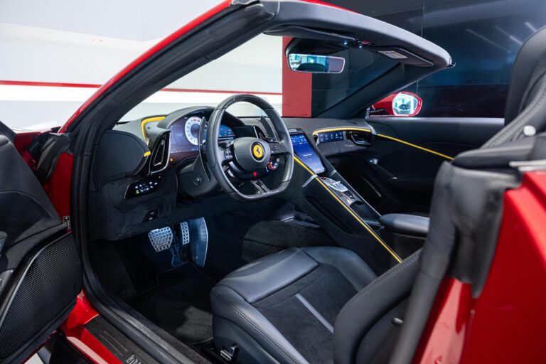 Ferrari Roma Spider