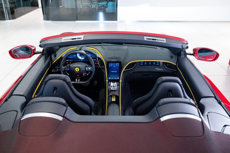 Ferrari Roma Spider