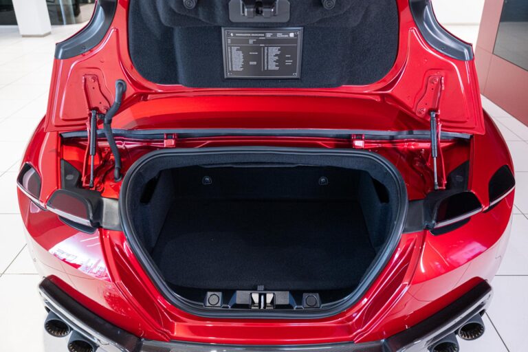 Ferrari Roma Spider