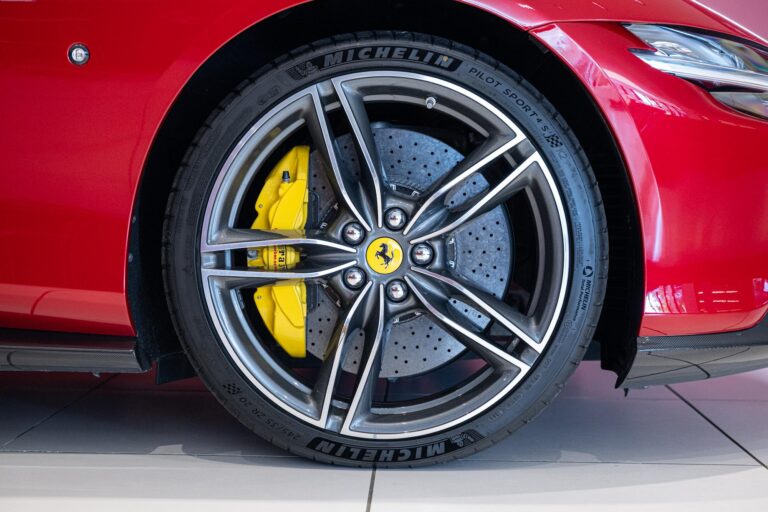 Ferrari Roma Spider