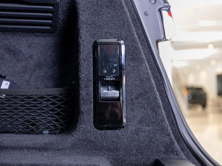 Land Rover Range Rover Sport 3.0 P440e Dynamic HSE PHEV