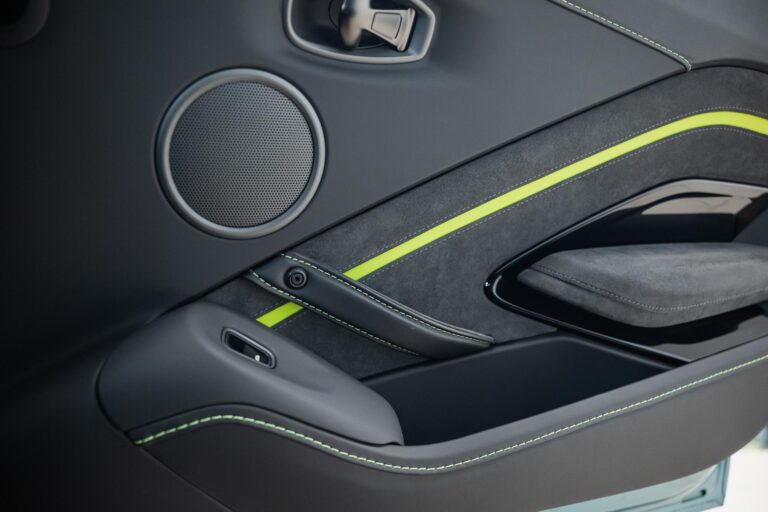 Aston Martin Vantage Coupe F1 Edition