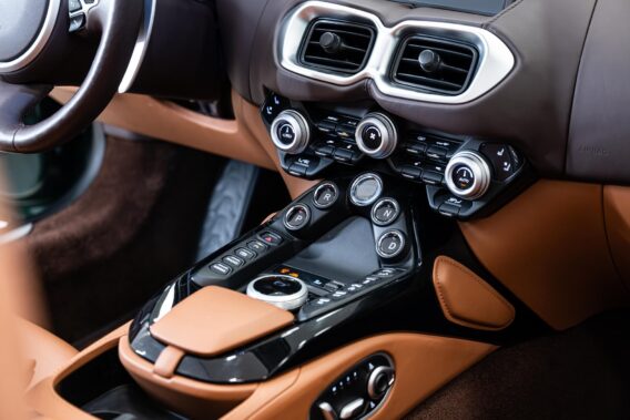 Aston Martin Vantage Roadster