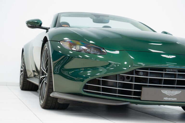 Aston Martin Vantage Roadster