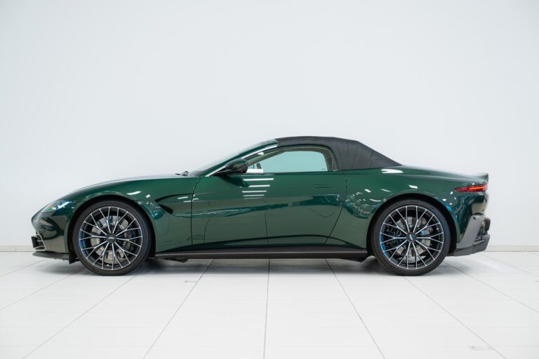 Aston Martin Vantage Roadster