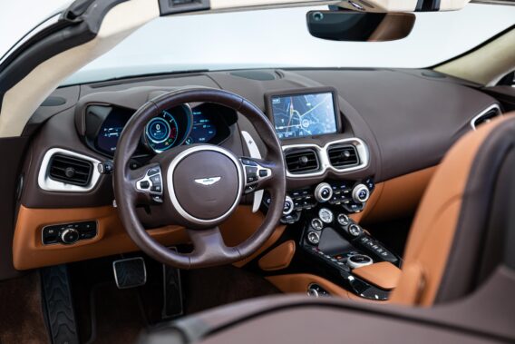 Aston Martin Vantage Roadster
