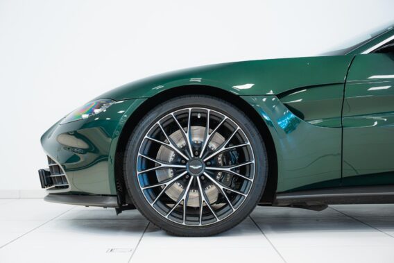 Aston Martin Vantage Roadster