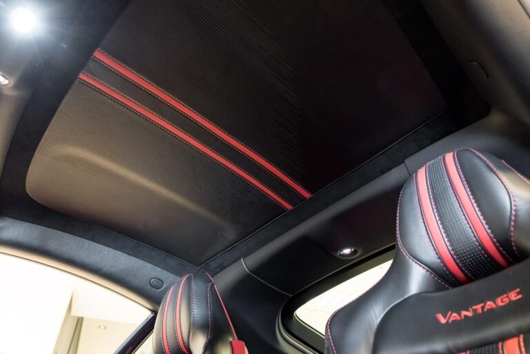 Aston Martin Vantage Coupe