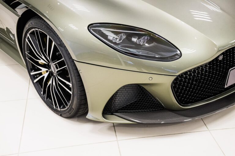 Aston Martin DBS Superleggera Volante 5.2 V12