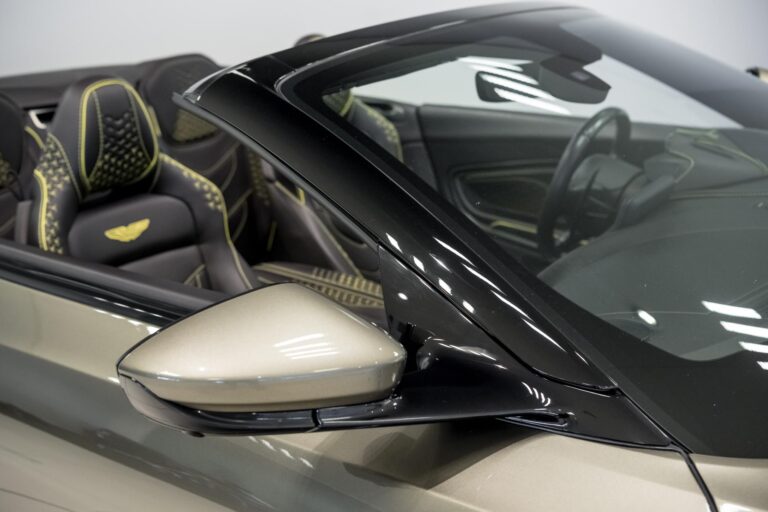 Aston Martin DBS Superleggera Volante 5.2 V12