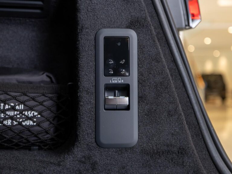 Land Rover Range Rover Sport 3.0 P550e Autobiography PHEV