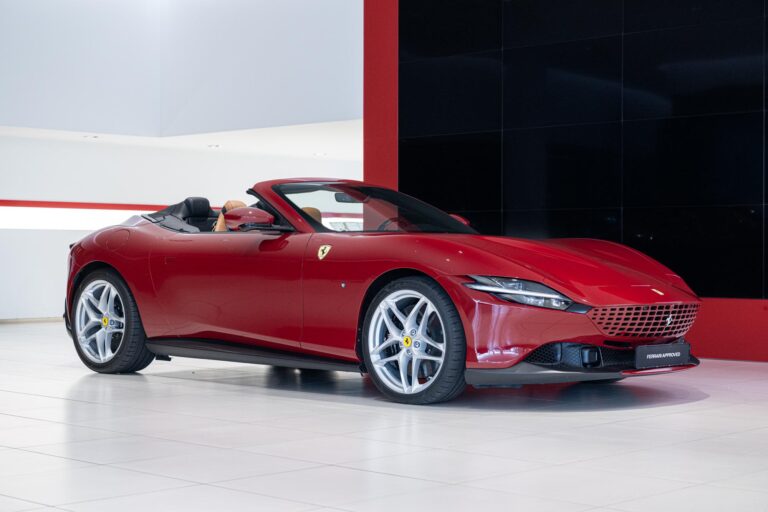 Ferrari Roma Spider