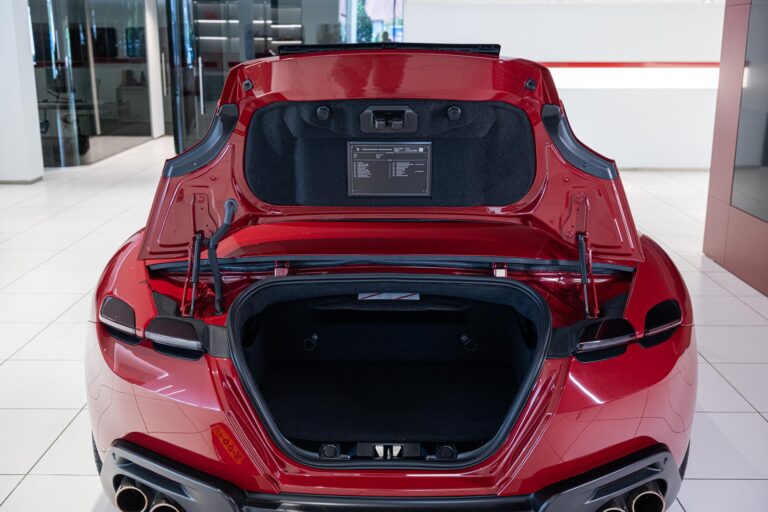 Ferrari Roma Spider