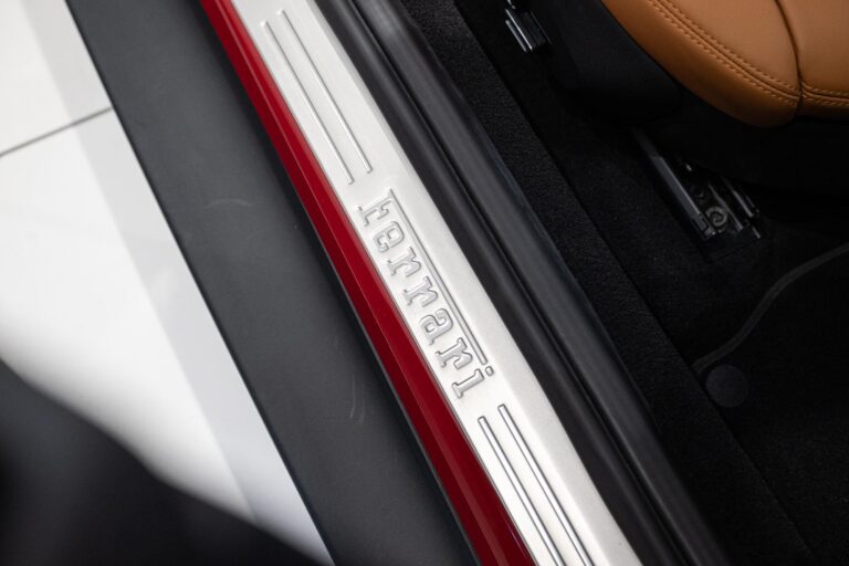 Ferrari Roma Spider