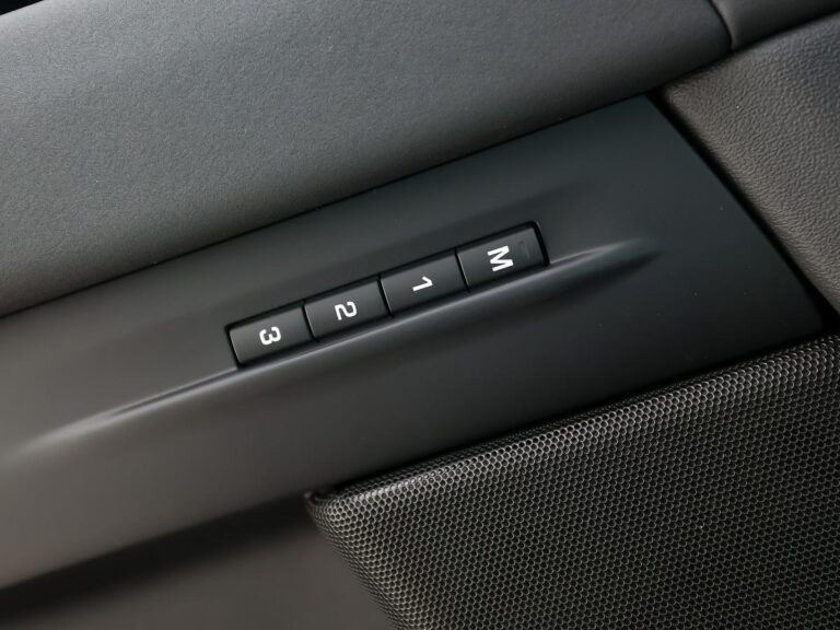Land Rover Range Rover Evoque 1.5 P270e PHEV AWD SE Graphite Edition