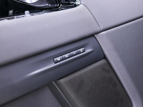 Land Rover Range Rover Evoque 1.5 P270e PHEV AWD Dynamic SE