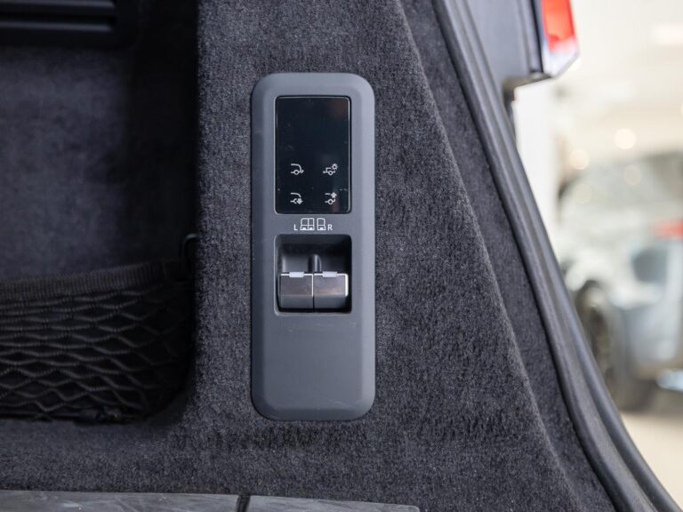 Land Rover Range Rover Sport 3.0 P460e Dynamic Edition