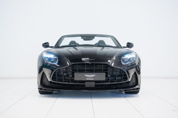 Aston Martin DB12 Volante