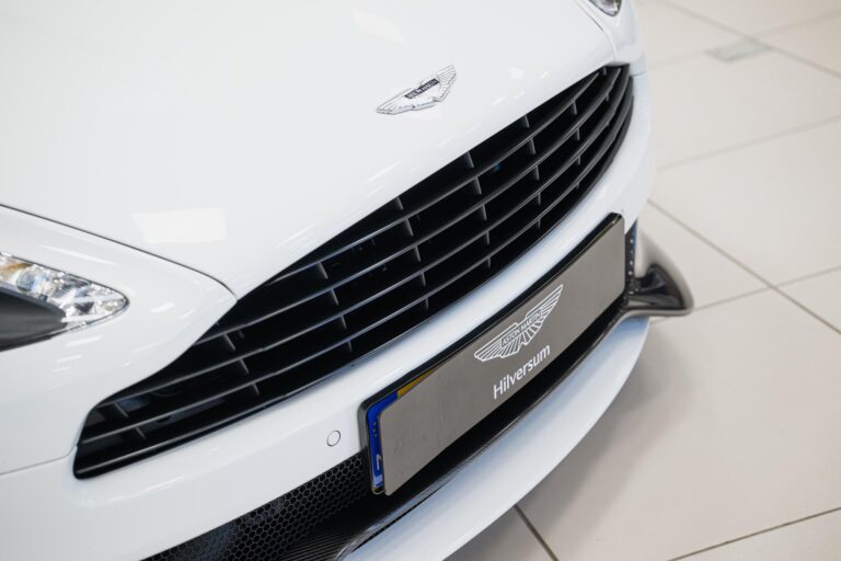 Aston Martin Vanquish Volante