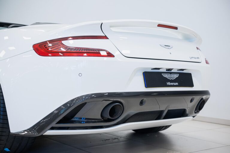 Aston Martin Vanquish Volante