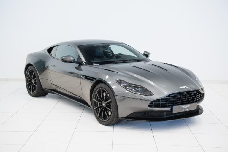 Aston Martin DB11 AMR V12 Coupe