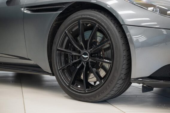 Aston Martin DB11 AMR V12 Coupe