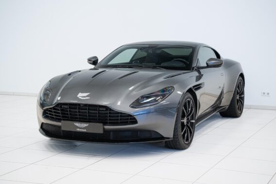 Aston Martin DB11 AMR V12 Coupe