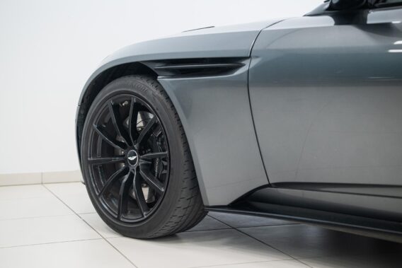 Aston Martin DB11 AMR V12 Coupe