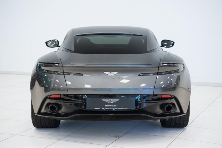 Aston Martin DB11 AMR V12 Coupe