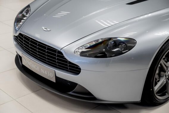 Aston Martin V8 Vantage N430 Roadster