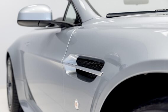 Aston Martin V8 Vantage N430 Roadster