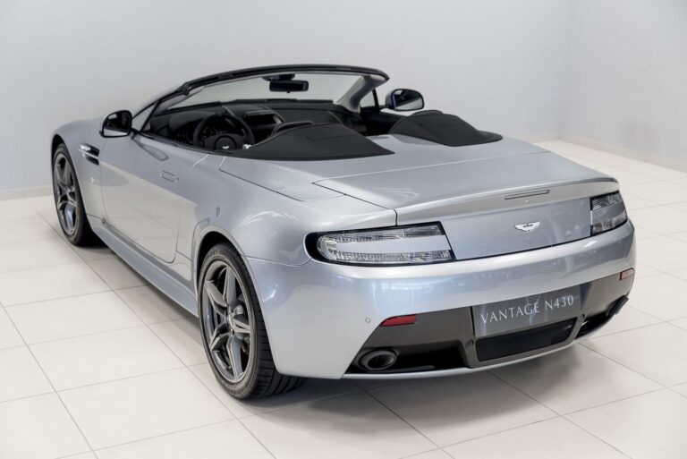 Aston Martin V8 Vantage N430 Roadster