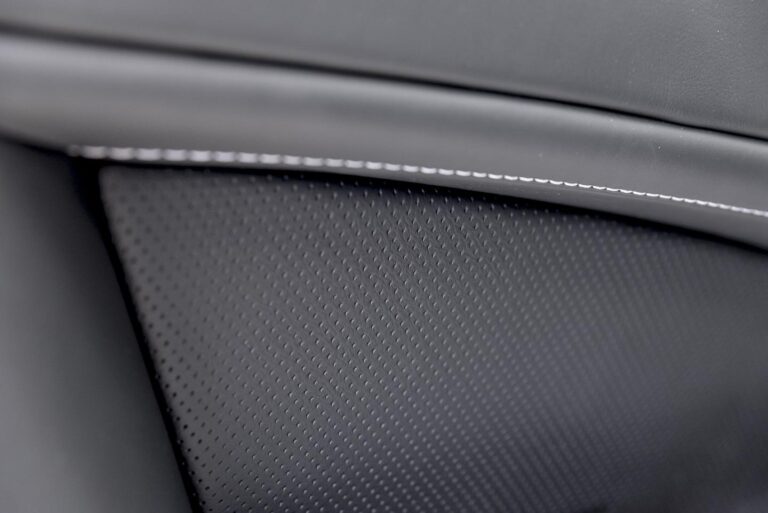 Aston Martin V8 Vantage N430 Roadster